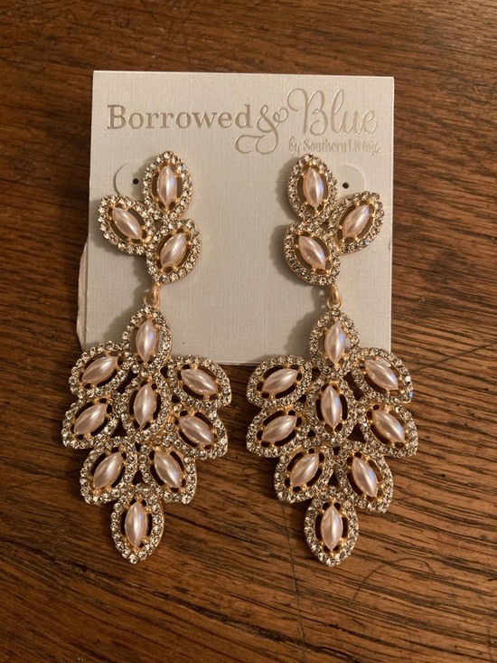 Southern Living Jewelry - Borrowed & Blue by Southern Living "Pearl" & Crystal/Rhinestone Earrings NWT